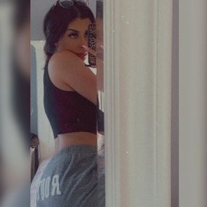 Meet your Posher, Melek